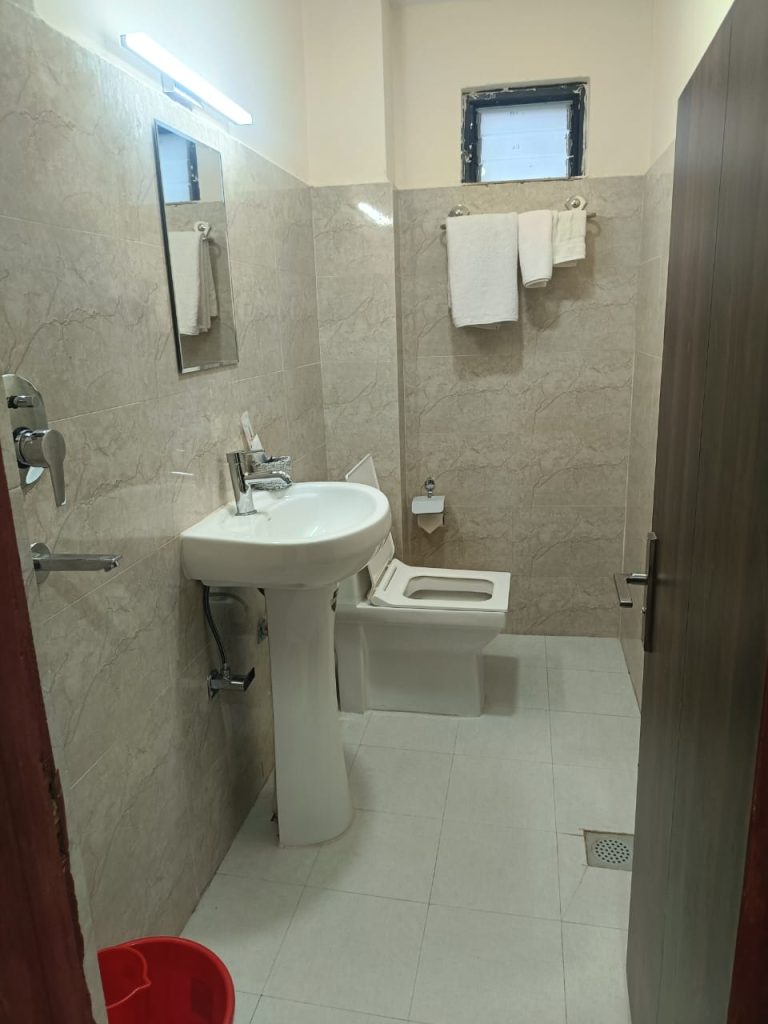 Bathroom in hotel parkinn dailekh